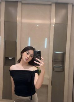 Aurelia - escort in Jakarta Photo 5 of 5