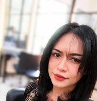 Aurelie Dom Mommy - Transsexual escort in Bali