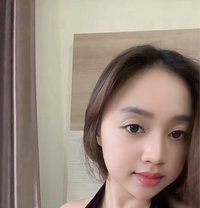Aurelle Valencia - In Vietnam 13-17 Oct - Intérprete de adultos in Ho Chi Minh City
