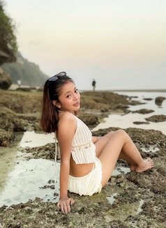 Aurellia - escort in Bali Photo 2 of 8
