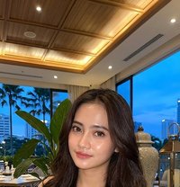 Aurelya - puta in Bali