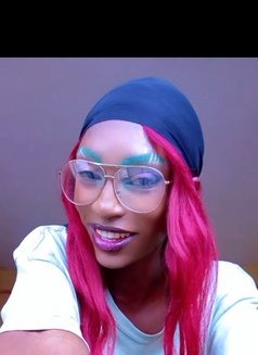 Aurora - Transsexual escort in Nairobi Photo 3 of 4