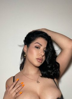 Aurora Falone - escort in Madrid Photo 16 of 17