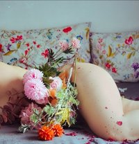Professional massage & extras - masseuse in Singapore
