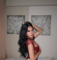 Aurora Santiago - Transsexual escort in Makati City