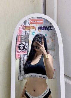 Aurora Santiago - Transsexual escort in Makati City Photo 3 of 4