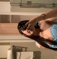 Aurora Santiago - Transsexual escort in Mandaluyong