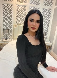 Aurora Top With 15.5cm - Transsexual escort in Abu Dhabi Photo 4 of 22