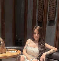 AURORA VIP SERVICES GFE - puta in Jakarta