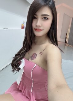 Ausma - escort in Riyadh Photo 5 of 8