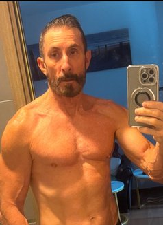 Aussie4u - Male escort in Bangkok Photo 9 of 15