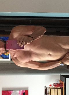 Aussie4u - Male escort in Bangkok Photo 13 of 15