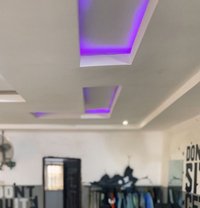 Austin Mich - Male escort in Abu Dhabi