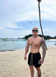 StevenModel - Male escort in Taipei Photo 4 of 7