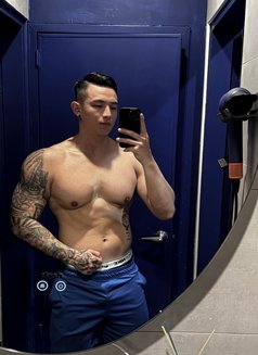 StevenModel - Male escort in Taipei Photo 5 of 7