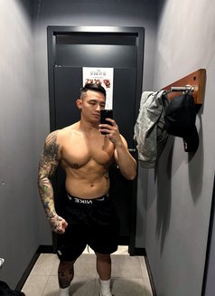 StevenModel - Male escort in Taipei Photo 6 of 7