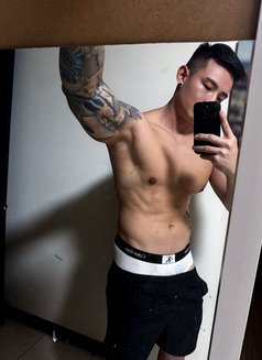 StevenModel - Male escort in Taipei Photo 7 of 7