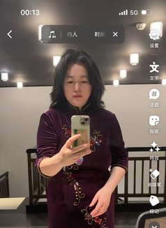 Ava - escort in Kunshan Photo 2 of 2