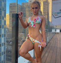 Ava - escort in Prague (Praha)