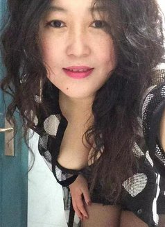 Ava - escort in Jiaxing Photo 1 of 1