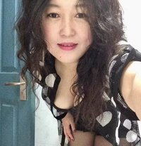 Ava - escort in Nantong