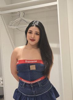 Ava. E - masseuse in Khobar Photo 5 of 6