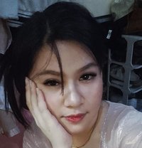 Ava - puta in Manila