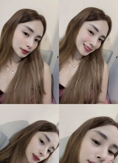 Ava - escort in Manila Photo 3 of 10