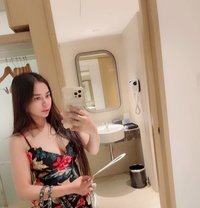 Ava - puta in Manila