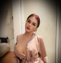 AVA - Acompañantes transexual in Bangkok Photo 1 of 17