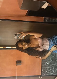 Ava - Transsexual escort in Manila Photo 15 of 15