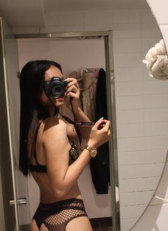 Ava - Transsexual escort in Taipei Photo 2 of 6