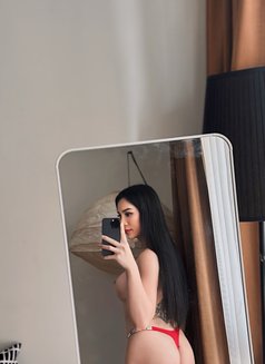 AVA IN BAHRAIN - Transsexual escort in Al Juffair Photo 8 of 9