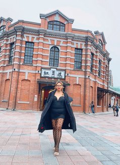 Ava Licious - Transsexual escort in Taipei Photo 11 of 20