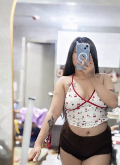 Ava Quezoncity - escort in Manila Photo 1 of 5