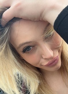 Ava Selina - Acompañantes transexual in Melbourne Photo 3 of 13