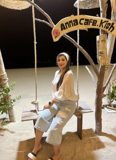 Ava Shirazi - escort in Muscat Photo 5 of 10