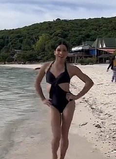 Ava - masseuse in Doha Photo 8 of 10