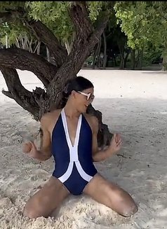 Ava - masseuse in Doha Photo 9 of 10