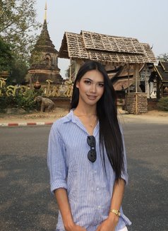 Love - Transsexual escort in Pattaya Photo 3 of 5