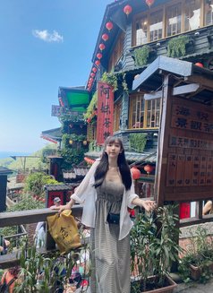 Ava Vvvvv - adult performer in Taipei Photo 5 of 8