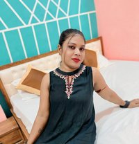 Available Cam or Meet - puta in Punjab