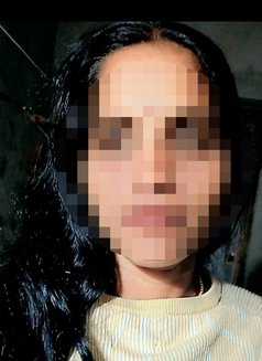 Available for ( Cam session & Meet ) - puta in Hyderabad Photo 1 of 2