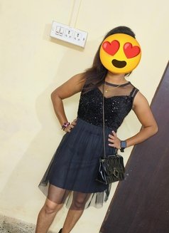 Available for cam Show and met - escort in Pune Photo 2 of 4