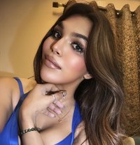 Available for meet n cam - Acompañantes transexual in Kolkata Photo 19 of 21