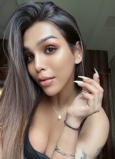 Available for meet n cam - Acompañantes transexual in Kolkata Photo 25 of 30