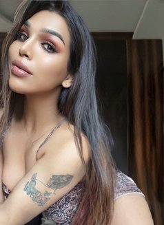 Available for meet n cam - Acompañantes transexual in Kolkata Photo 28 of 30
