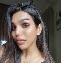 Available for meet n cam - Transsexual escort in Kolkata