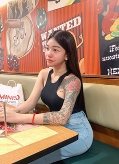 Meet up or cam show - Transsexual escort in Manila Photo 22 of 29