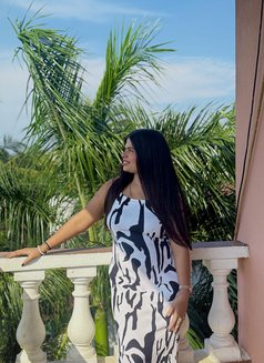 Available for travel - puta in Singapore Photo 8 of 9